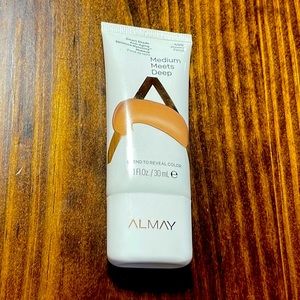 Almay Smart Shade Skintone Matching Makeup